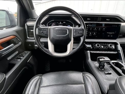 Used 2022 GMC Sierra 1500 Denali AWD/4WD image 6