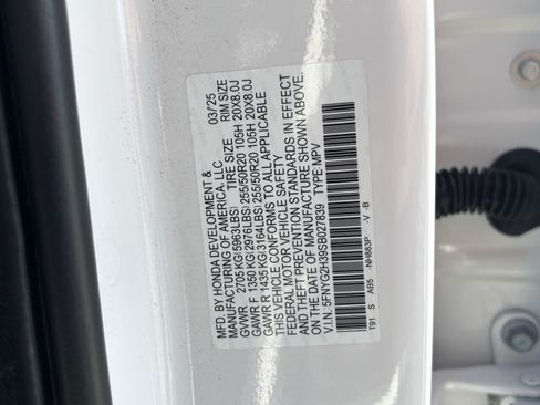 Used 2025 Honda Pilot Sport image 29