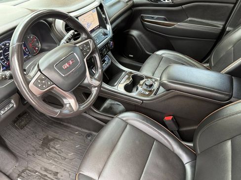 Used 2022 GMC Acadia AT4 w/ Technology Package AWD/4WD image 7