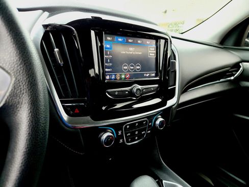Used 2021 Chevrolet Traverse LS w/ LPO, Floor Liner Package FWD image 15