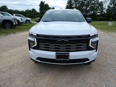 New 2026 Chevrolet Suburban High Country AWD/4WD image 8