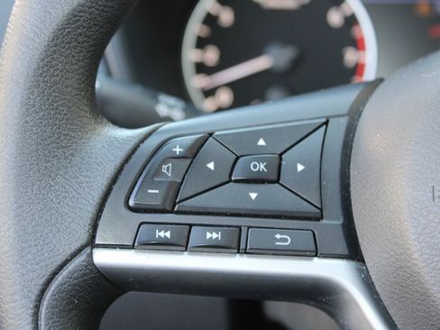 Used 2021 Nissan Altima 2.5 SV image 12