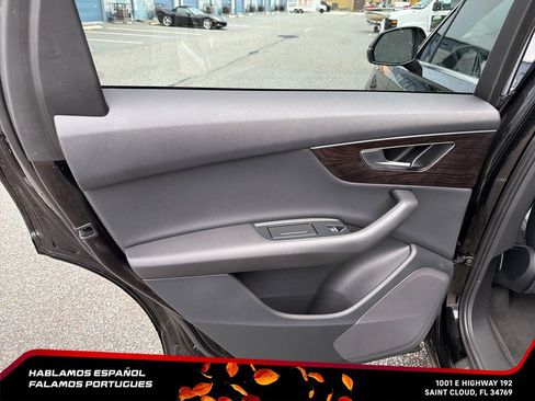 Used 2021 Audi Q7 2.0T Premium w/ Convenience Package AWD/4WD image 26