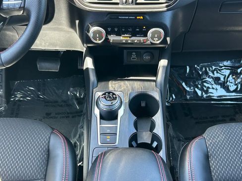 Used 2025 Ford Escape ST-Line w/ Equipment Group 301A FWD image 23