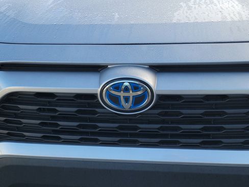 Used 2024 Toyota RAV4 XLE Premium w/ Weather Package image 5