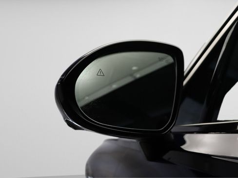 New 2026 Genesis GV70 2.5T Sport Prestige image 4