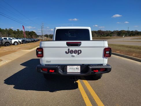 New 2026 Jeep Gladiator Rubicon image 10