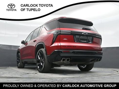 Used 2024 Chevrolet Traverse RS image 46