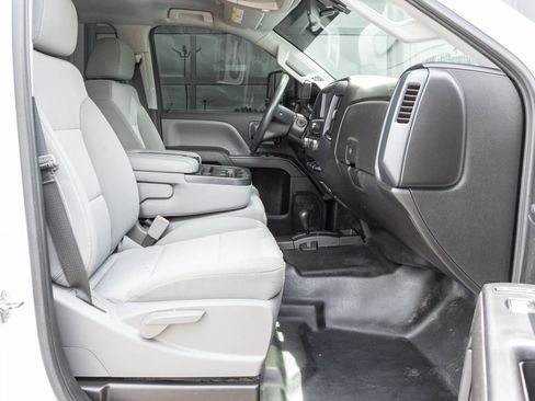 Used 2018 Chevrolet Silverado 2500 W/T w/ WT Fleet Convenience Package AWD/4WD image 18