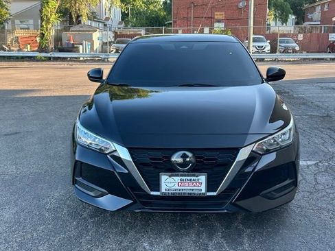 Used 2021 Nissan Sentra SV FWD image 2