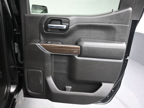 Used 2020 Chevrolet Silverado 1500 RST AWD/4WD image 39