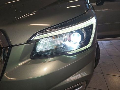 Used 2019 Subaru Forester Touring image 28