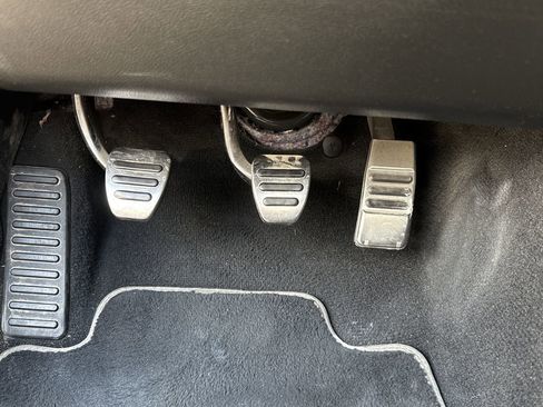 Used 2021 Ford Mustang GT Premium w/ Equipment Group 401A RWD image 18