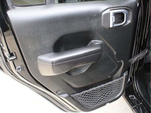 Used 2021 Jeep Wrangler Unlimited Sport w/ Sun And Sound Package AWD/4WD image 31