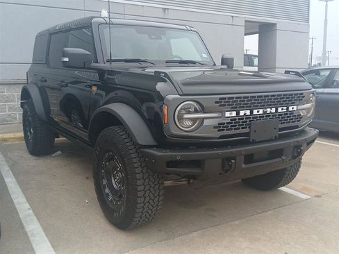Used 2025 Ford Bronco Badlands AWD/4WD image 6