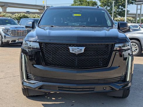 Used 2023 Cadillac Escalade Sport Platinum w/ LPO, ONYX Package RWD image 6