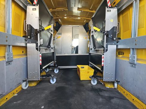 Used 2021 Ford Transit 250 148 High Roof Extended w/ Parcel Delivery Package RWD image 12