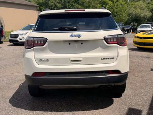Used 2019 Jeep Compass Limited AWD/4WD image 6