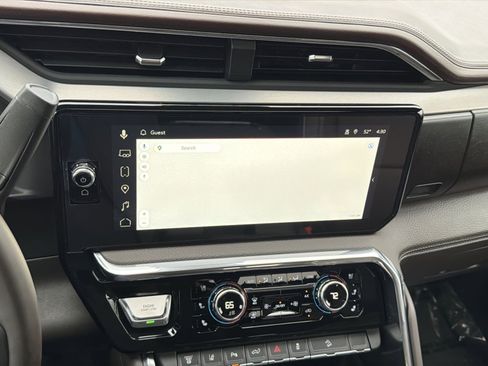 Used 2024 GMC Sierra 2500 Denali w/ Denali Reserve Package image 20