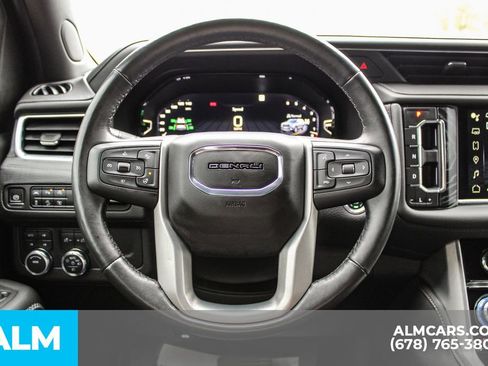 Used 2023 GMC Yukon XL Denali AWD/4WD image 28