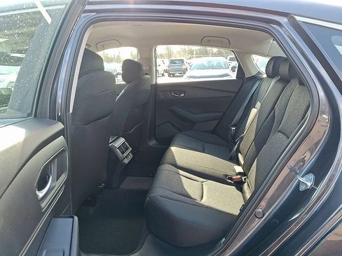 Used 2025 Honda Accord LX image 10