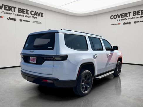 New 2026 Jeep Grand Wagoneer Limited image 9