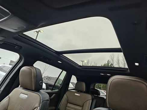 New 2026 GMC Acadia Denali Ultimate image 24