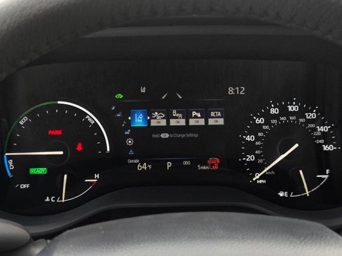 Certified 2026 Toyota Sienna XLE FWD image 24