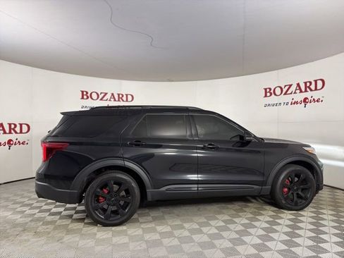 Used 2023 Ford Explorer ST w/ Equipment Group 401A image 9