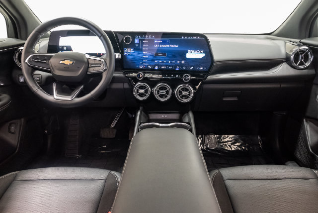Used 2024 Chevrolet Blazer EV LT AWD/4WD image 25