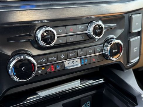 New 2025 Ford F250 Lariat w/ Lariat Ultimate Package image 26