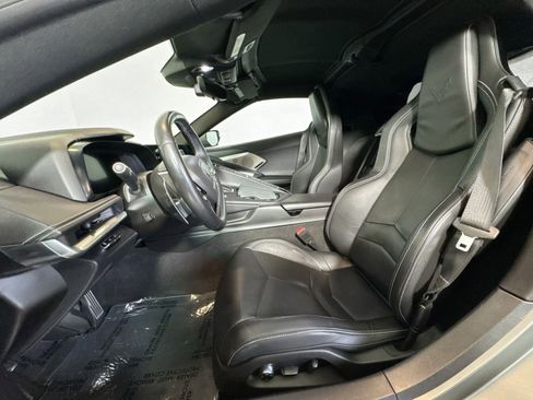 Used 2022 Chevrolet Corvette Stingray Preferred Cpe w/ Z51 Performance Package image 5