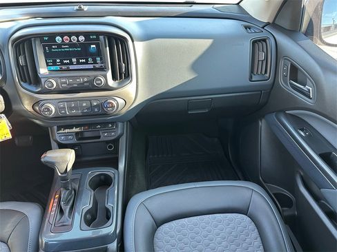 Used 2016 Chevrolet Colorado Z71 image 19