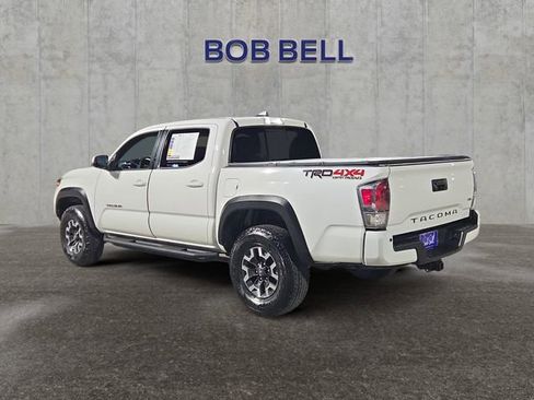 Used 2020 Toyota Tacoma TRD Off-Road w/ TRD Premium Off Road Package AWD/4WD image 3