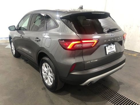 Used 2025 Ford Escape Active image 5