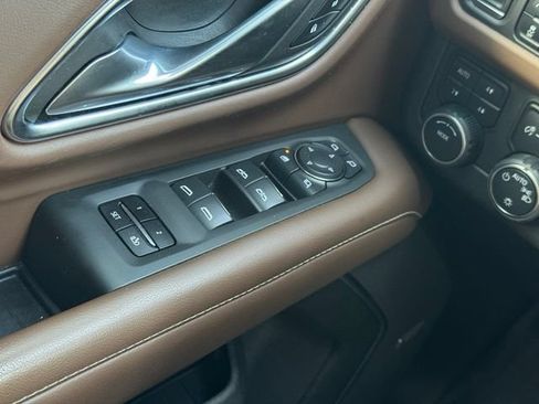 Used 2021 Chevrolet Tahoe High Country AWD/4WD image 36