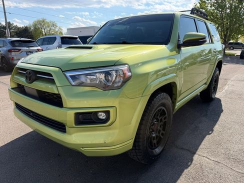 Used 2023 Toyota 4Runner TRD Sport w/ Technology Package AWD/4WD image 4