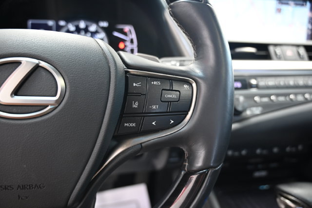 Used 2019 Lexus ES 350 w/ Accessory Package 2 FWD image 26