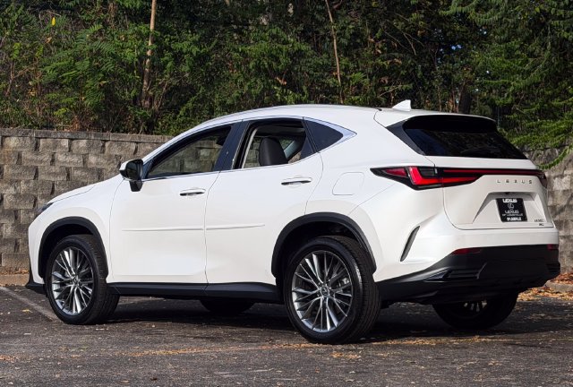 Certified 2024 Lexus NX 350 AWD w/ Vision Package image 9