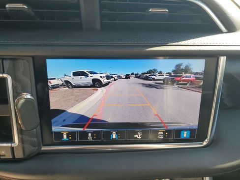 Used 2021 GMC Yukon Denali w/ Denali Premium Package image 44