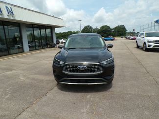 Used 2024 Ford Escape Active video 2