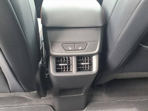 New 2027 Chevrolet Equinox RS w/ Convenience Package III AWD/4WD image 19
