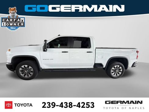 Used 2024 Chevrolet Silverado 2500 Custom w/ Custom Value Package AWD/4WD image 2