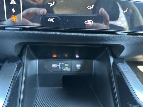New 2026 Kia Sorento LX FWD image 35
