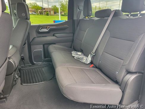 Certified 2024 Chevrolet Silverado 1500 LT AWD/4WD image 13
