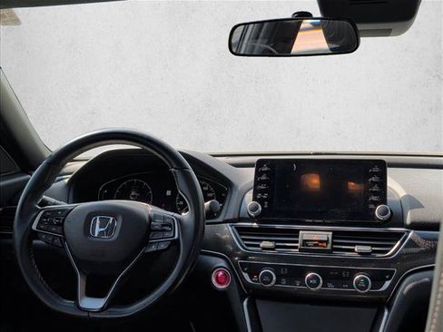 Used 2018 Honda Accord Sport image 20