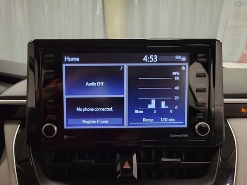 Used 2022 Toyota Corolla LE FWD image 18