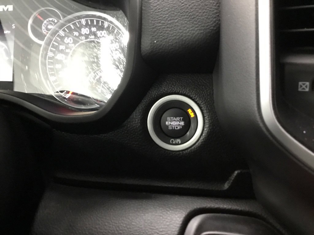 Used 2023 RAM 1500 Big Horn AWD/4WD image 29