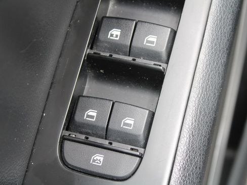 Certified 2024 Kia Soul LX w/ Option Group 015 FWD image 19
