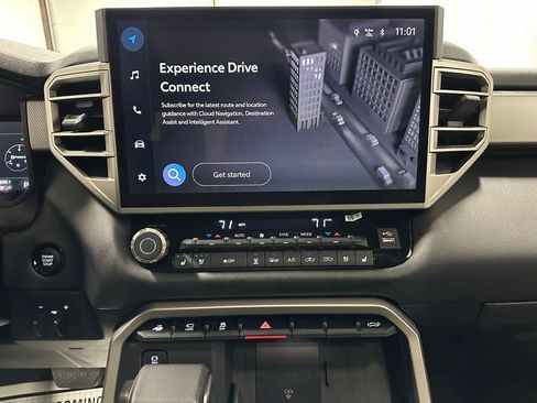 Used 2025 Toyota Tundra Limited image 23